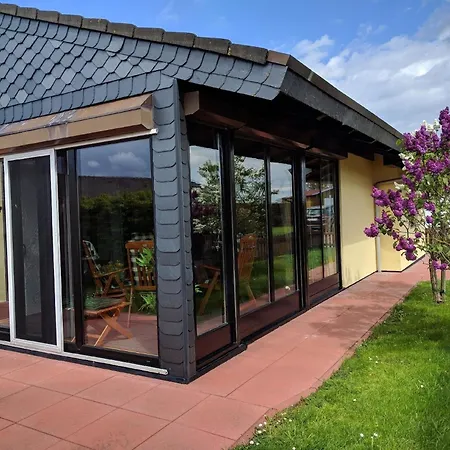 Mit Grill, Garten Und Terrasse *